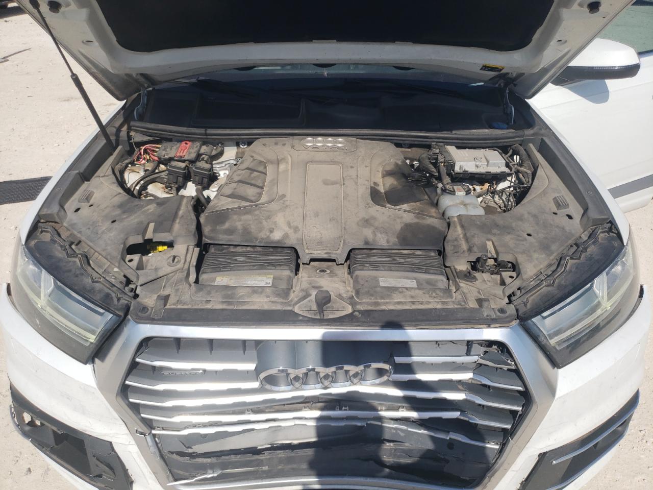 2018 Audi Q7 VIN WA1VAAF78JD031059 Copart auction photo, front end damage thumbnail 13