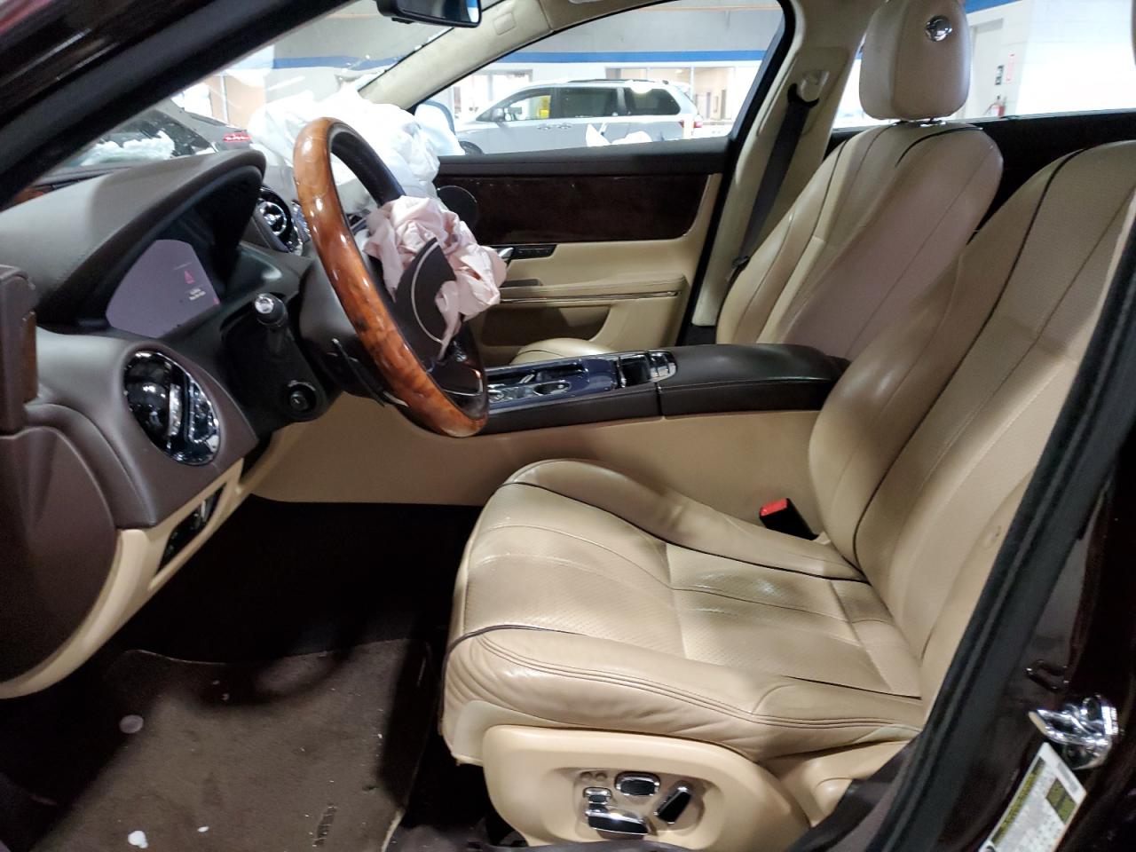 2011 Jaguar XJ VIN SAJWA2GB8BLV12537 Copart auction photo, front end / undercarriage damage thumbnail 7