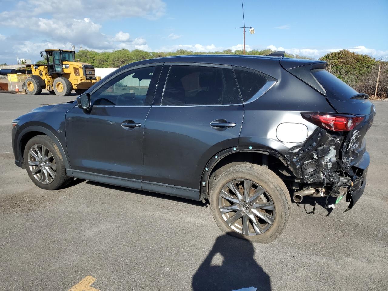 2020 Mazda CX-5 VIN JM3KFBEYXL0760076 Copart auction photo, rear end damage thumbnail 2