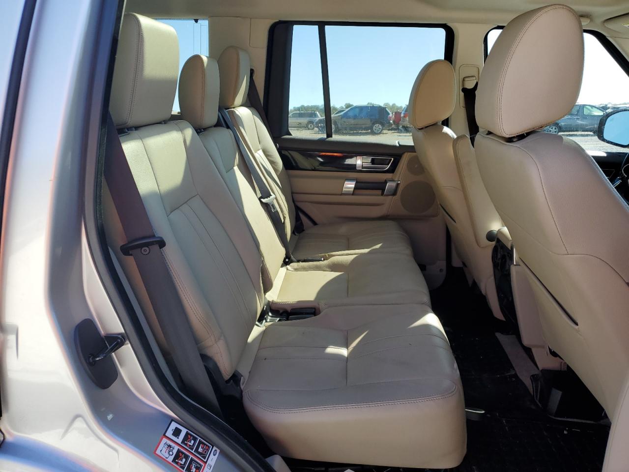 2016 Land Rover LR4 VIN SALAG2V61GA836745 Copart auction photo, front end / mechanical damage thumbnail 11