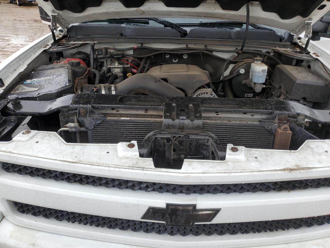 2008 Chevrolet Silverado VIN 1GCEK190X8Z145952 Copart auction photo, side / undercarriage damage thumbnail 13