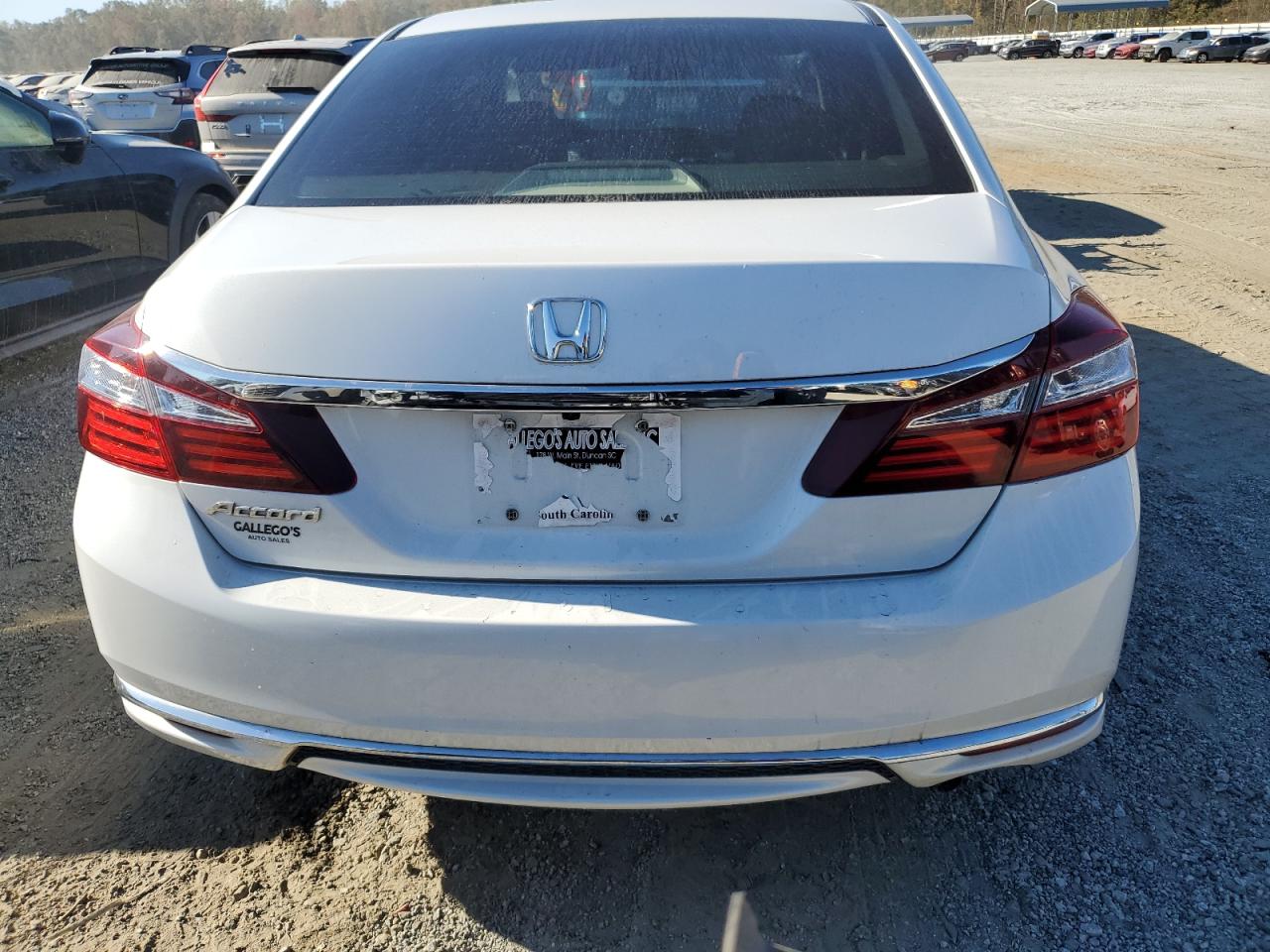 2017 Honda Accord VIN 1HGCR2F32HA230761 Copart auction photo, front end / minor dent/scratches damage thumbnail 8