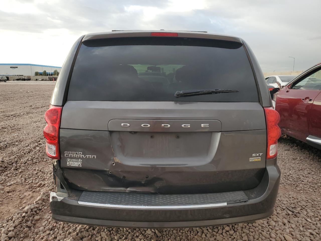 2017 Dodge Caravan VIN 2C4RDGCG1HR747007 Copart auction photo, front end / side damage thumbnail 6