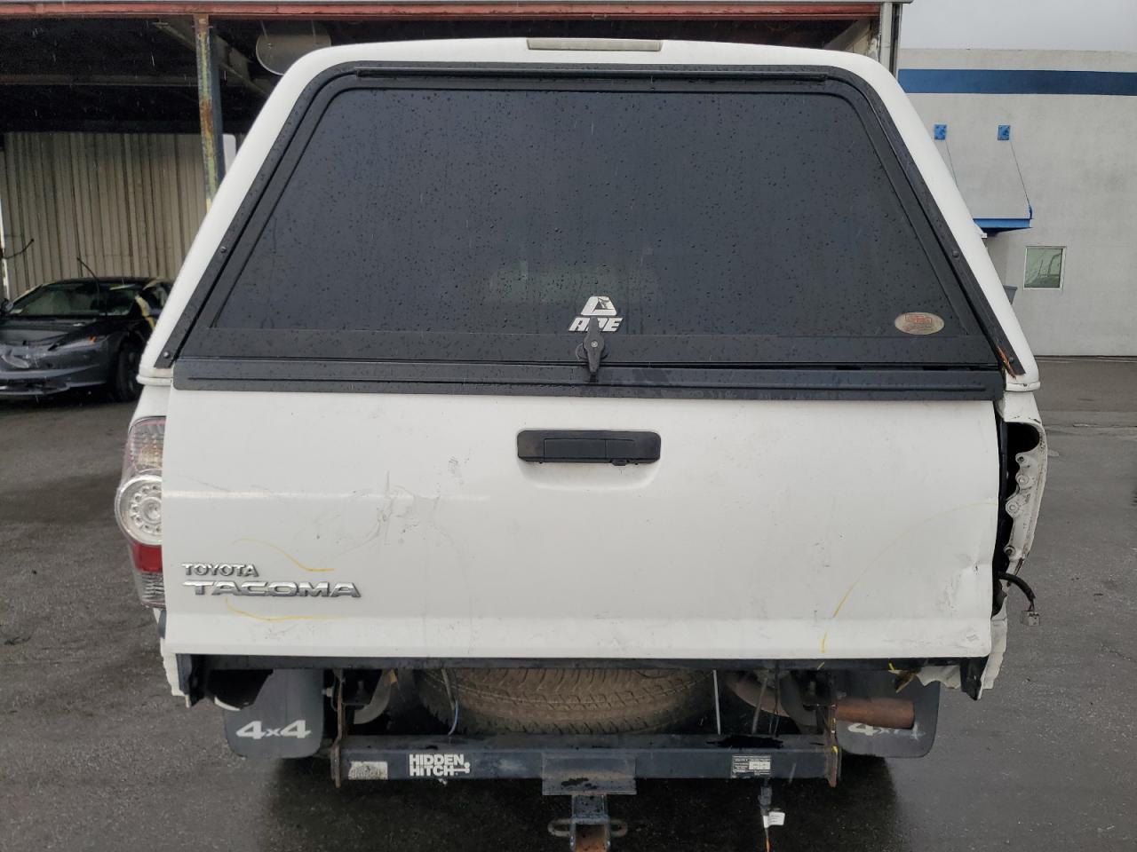 2011 Toyota Tacoma VIN 5TFPX4EN7BX001775 Copart auction photo, rear end damage thumbnail 6