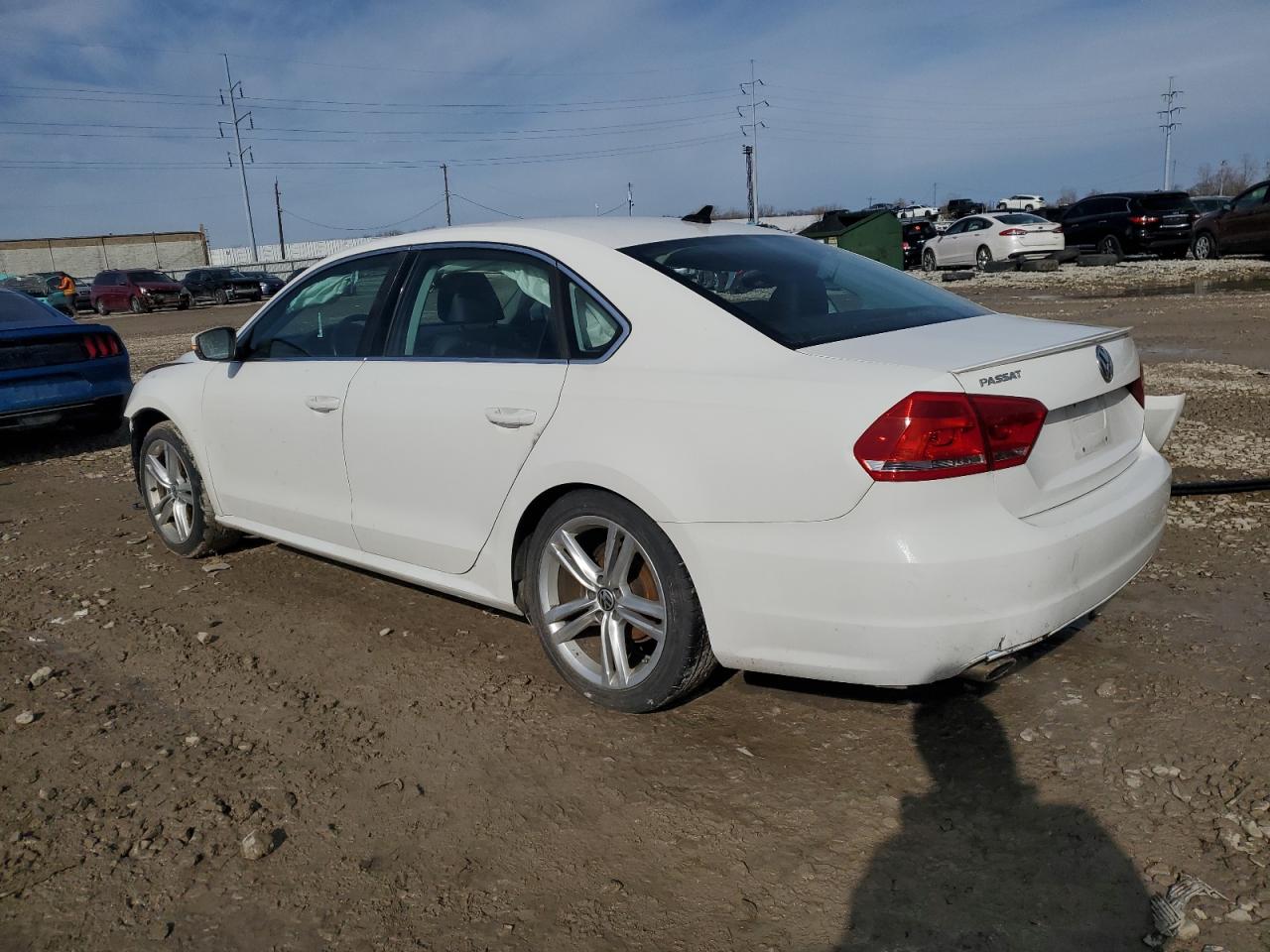 2014 Volkswagen Passat VIN 1VWBP7A32EC016628 Copart auction photo, all over damage thumbnail 2
