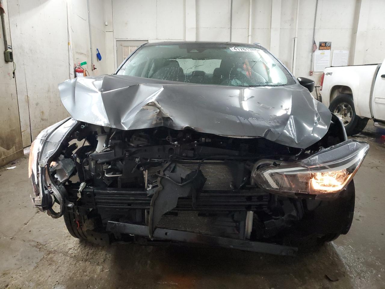 2020 Nissan Versa VIN 3N1CN8BV9LL866666 Copart auction photo, front end / minor dent/scratches damage thumbnail 5