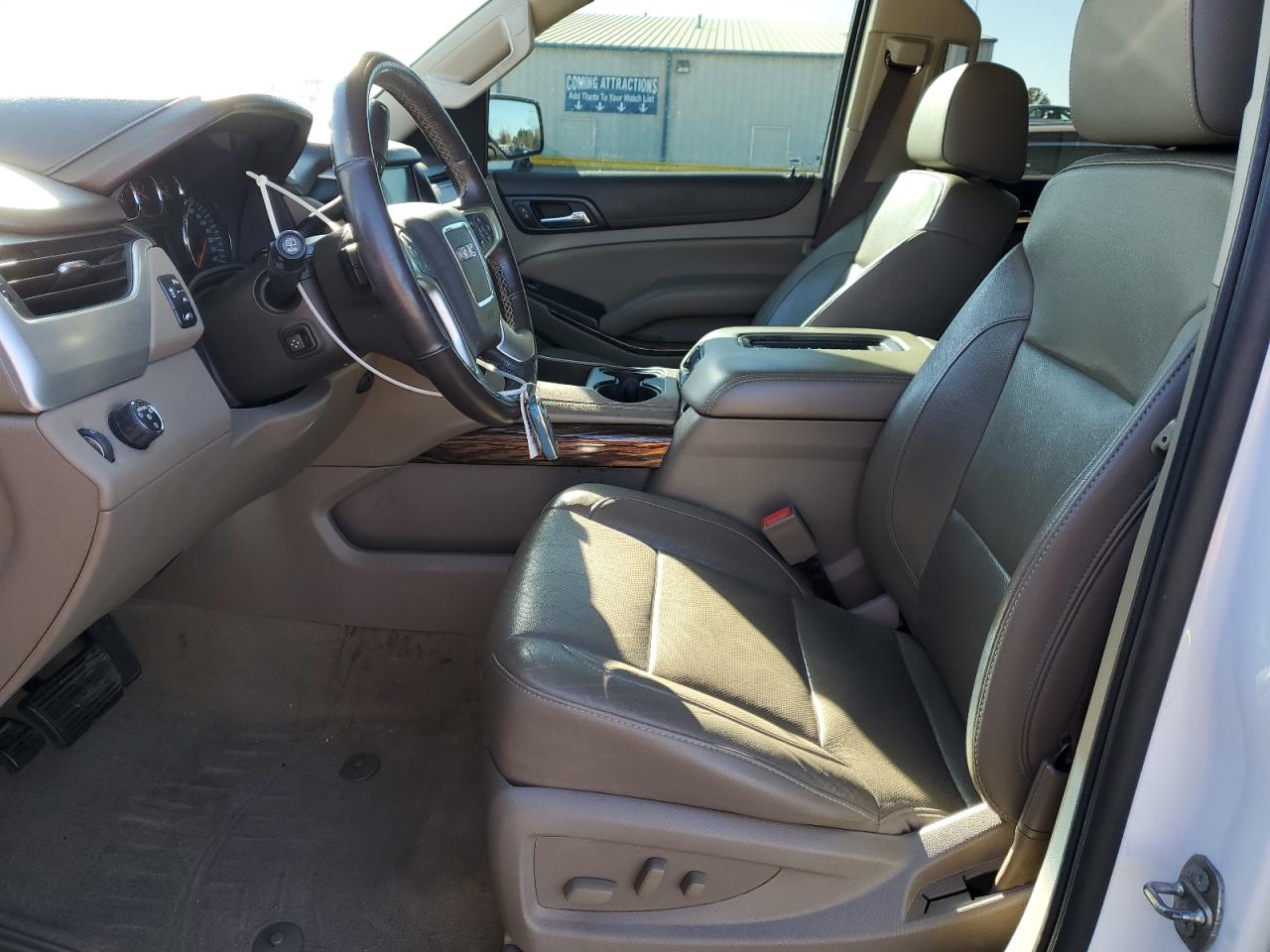 2017 GMC Yukon VIN 1GKS1BKC3HR171166 Copart auction photo, front end / side damage thumbnail 7
