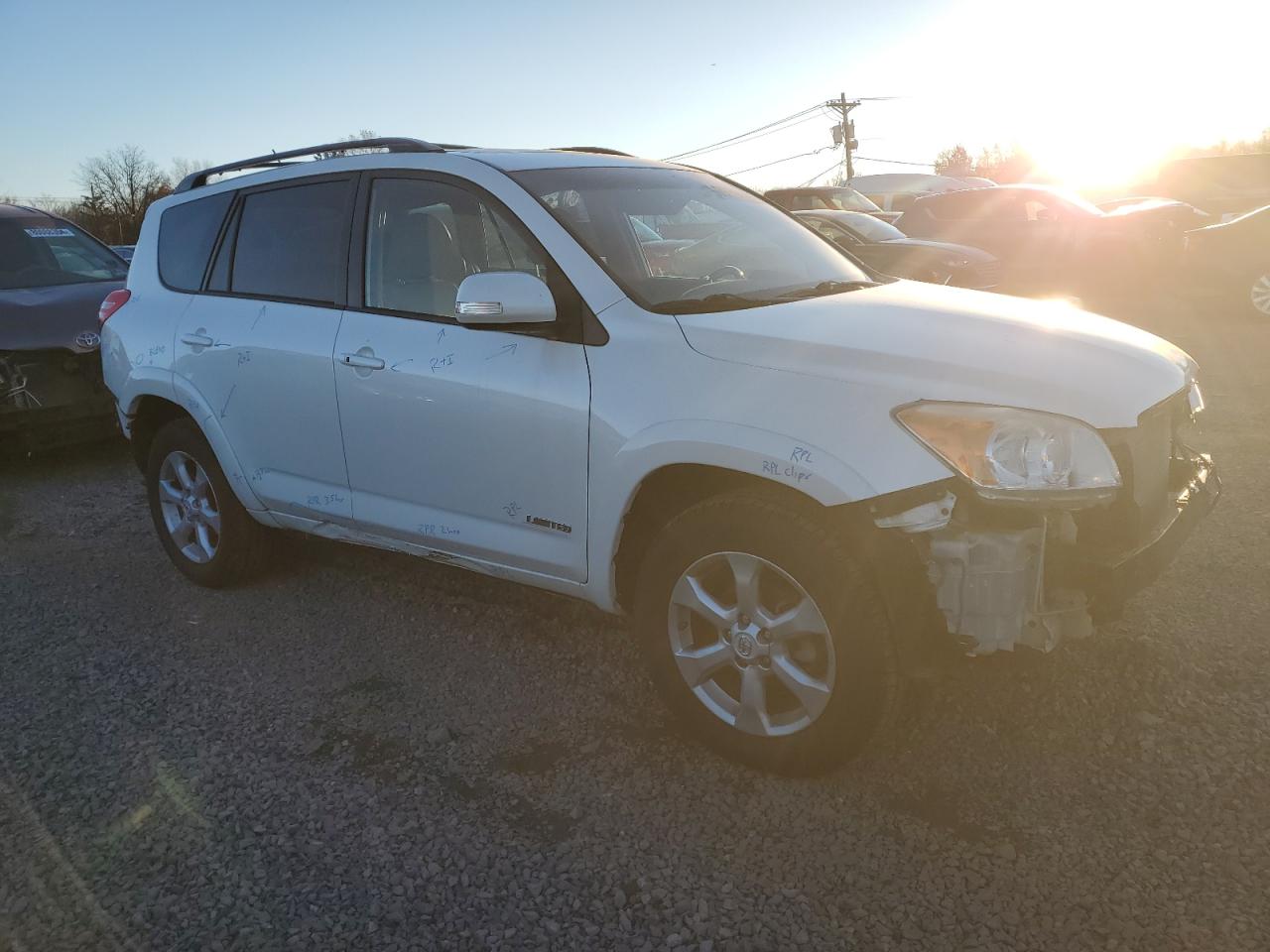 2011 Toyota RAV 4 VIN 2T3DF4DVXBW110209 Copart auction photo, front end / rear end damage thumbnail 4
