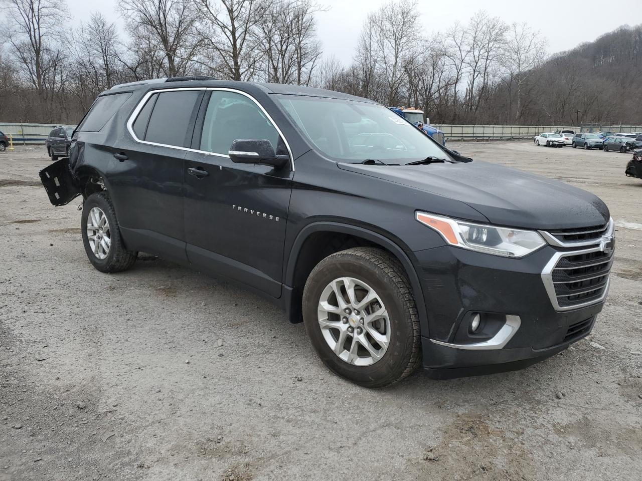 2018 Chevrolet Traverse VIN 1GNERGKW2JJ151169 Copart auction photo, rear end / side damage thumbnail 4