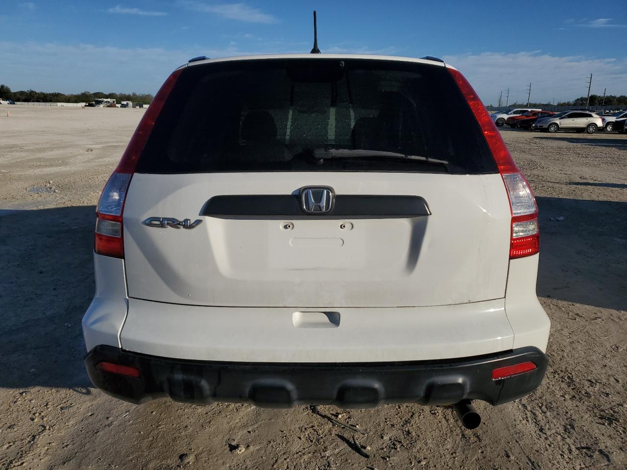 2008 Honda CR-V VIN 3CZRE38328G707112 Copart auction photo, front end damage thumbnail 6