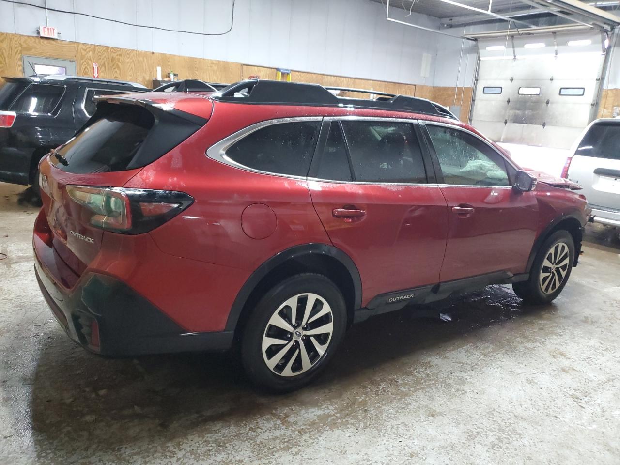 2020 Subaru Outback VIN 4S4BTACC6L3226358 Copart auction photo, front end / minor dent/scratches damage thumbnail 3
