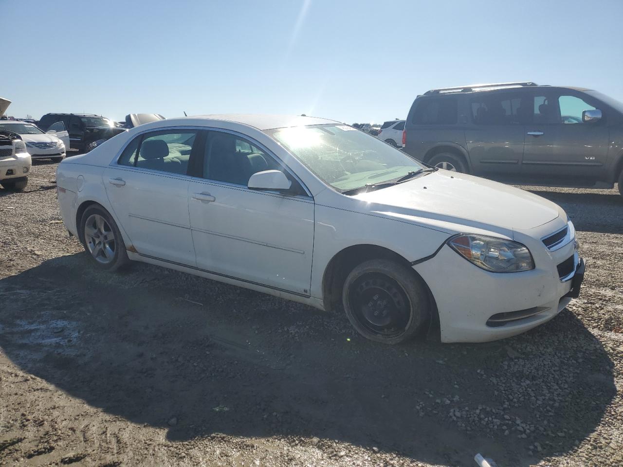 2009 Chevrolet Malibu VIN 1G1ZH57B49F155190 Copart auction photo, front end / rear end damage thumbnail 4