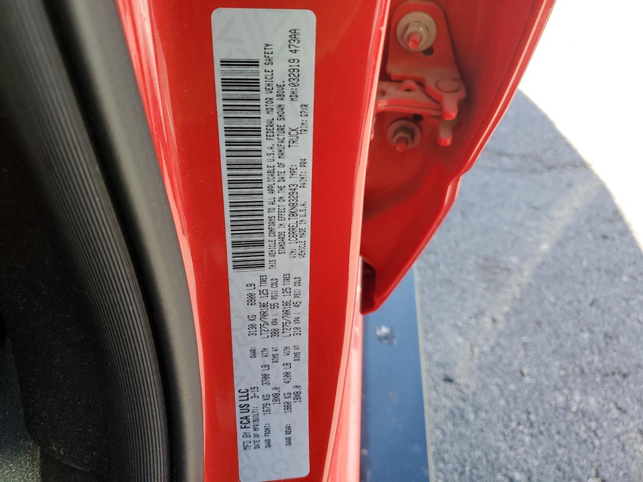 2019 RAM 1500 VIN 1C6RRELT8KN832943 Copart auction photo, minor dent/scratches damage thumbnail 12