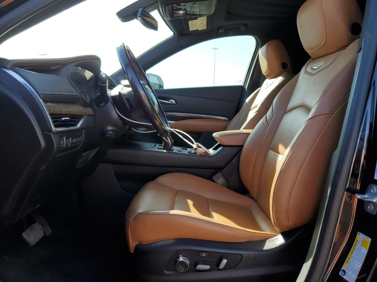2019 Cadillac XT4 VIN 1GYFZCR49KF196019 Copart auction photo, minor dent/scratches damage thumbnail 7