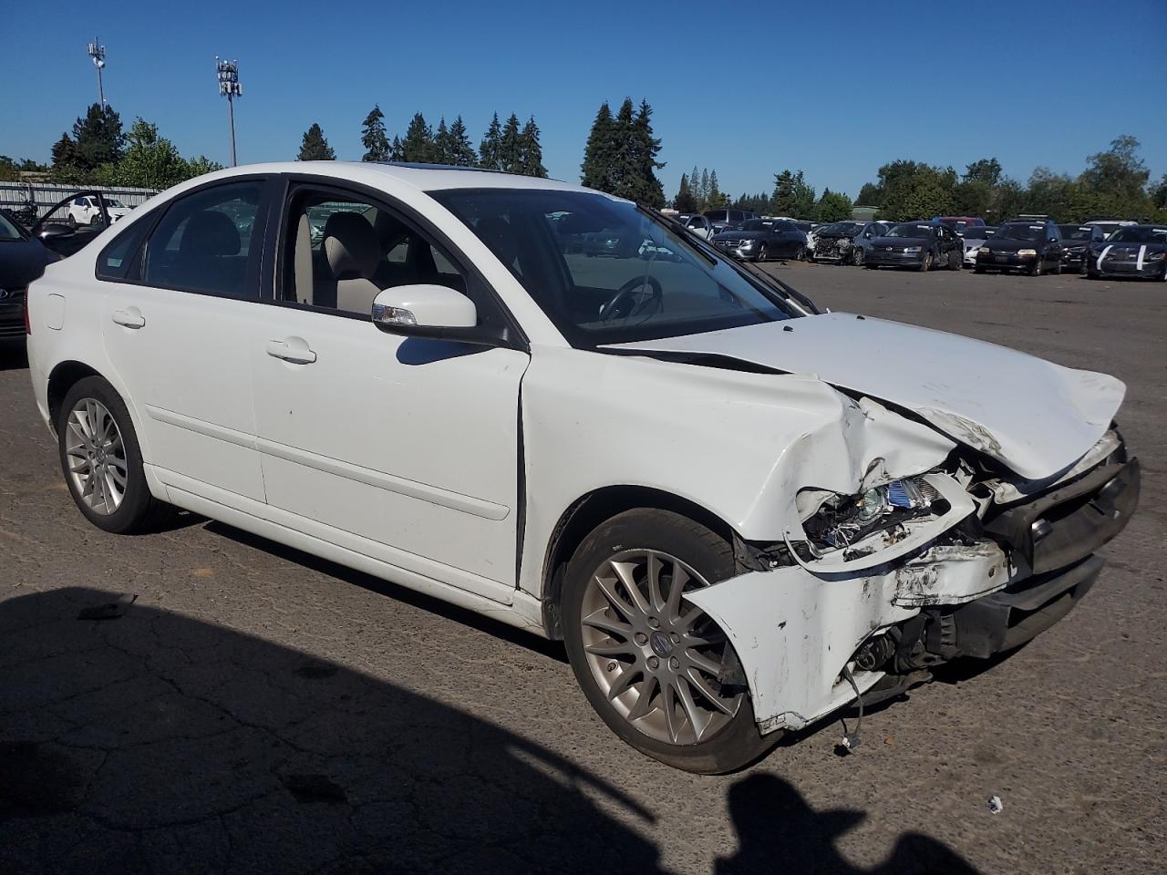 2009 Volvo S40 VIN YV1MS390692454622 Copart auction photo, front end damage thumbnail 4