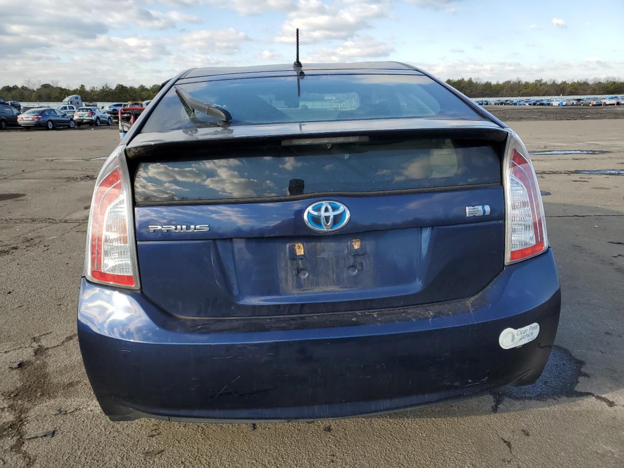2014 Toyota Prius VIN JTDKN3DUXE1836344 Copart auction photo, side / rear end damage thumbnail 6