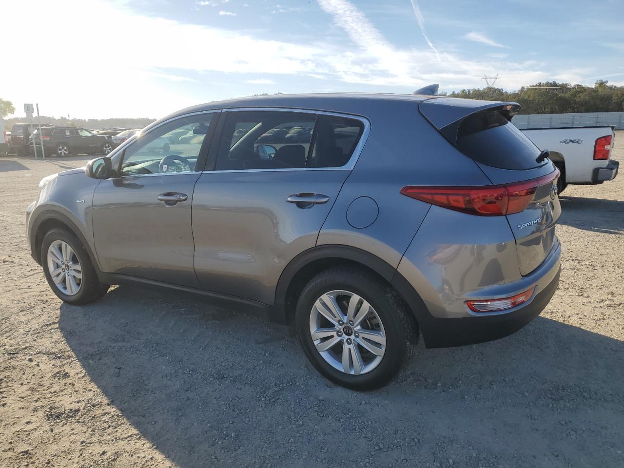 2017 KIA Sportage VIN KNDPMCACXH7275861 Copart auction photo, front end damage thumbnail 2