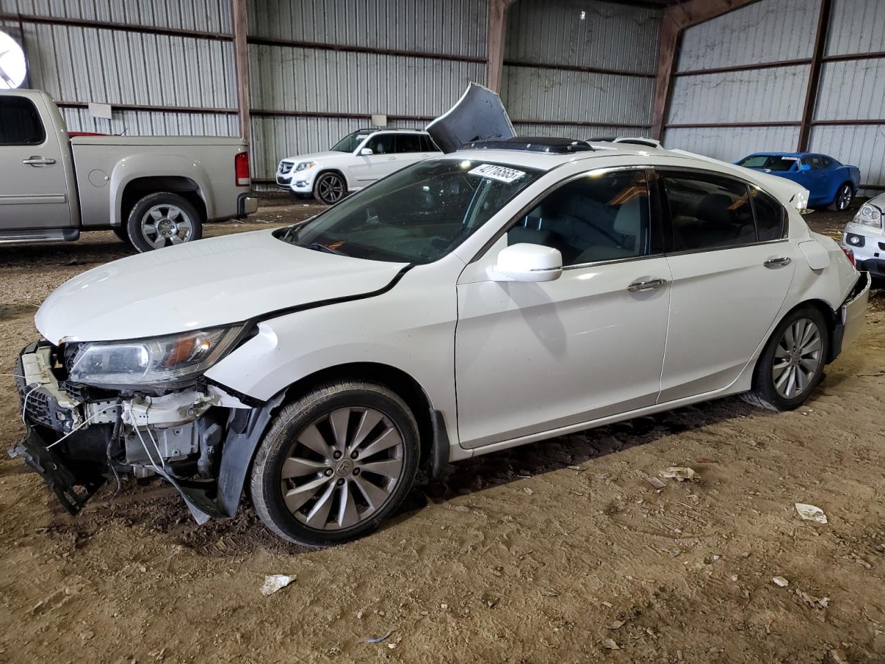 2014 Honda Accord VIN 1HGCR3F82EA024112