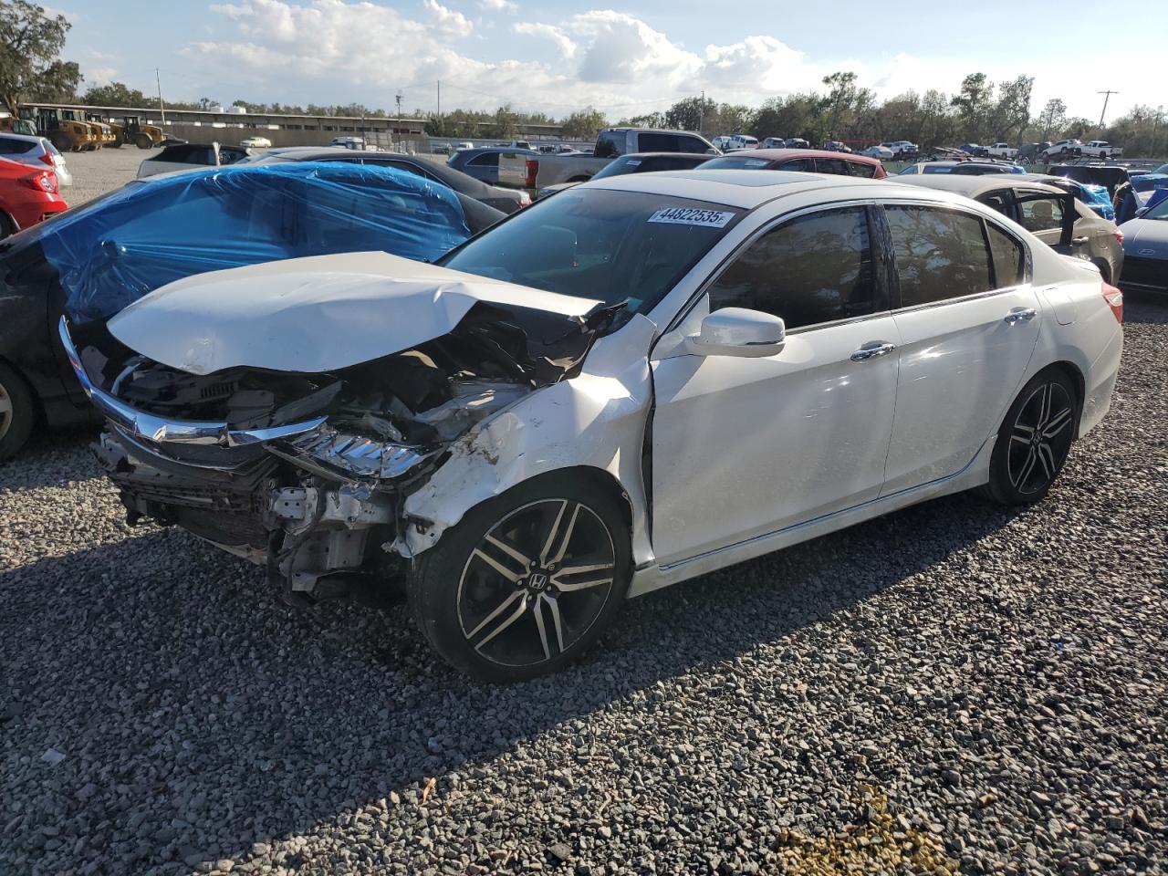 2016 Honda Accord VIN 1HGCR3F93GA005015