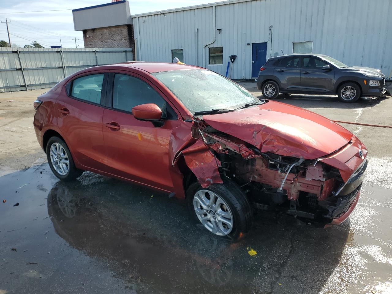 2018 Toyota Yaris VIN 3MYDLBYV7JY326519 Copart auction photo, front end damage thumbnail 4
