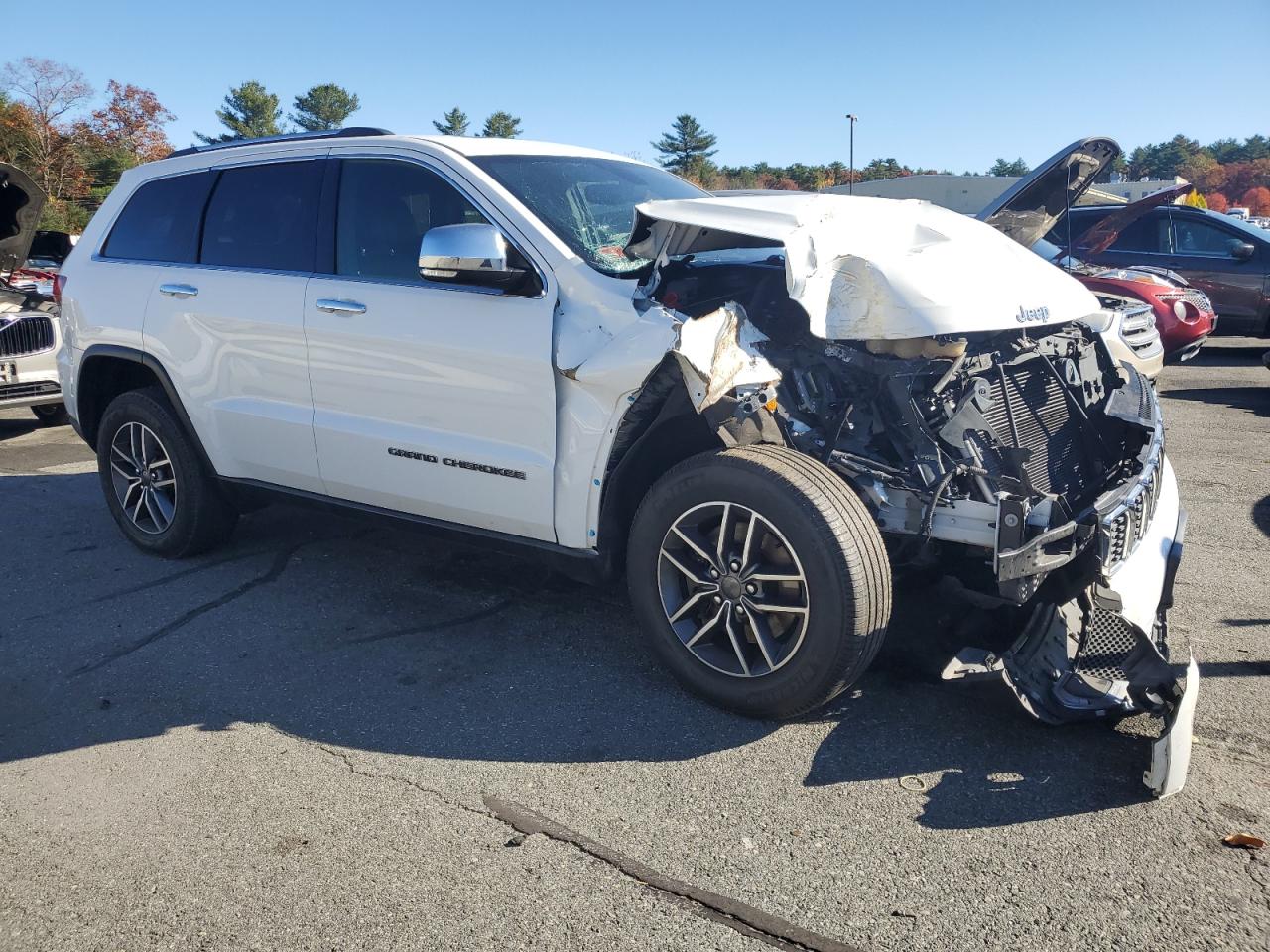 2021 Jeep Grand Cherokee VIN 1C4RJFBG1MC501436 Copart auction photo, front end / minor dent/scratches damage thumbnail 4
