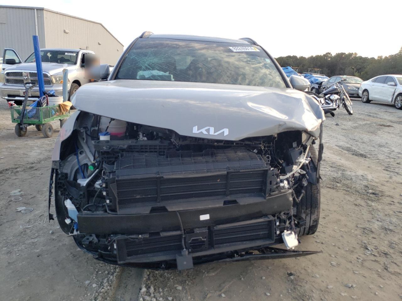 2023 KIA Sportage VIN 5XYK43AF7PG105642 Copart auction photo, front end / rear end damage thumbnail 5