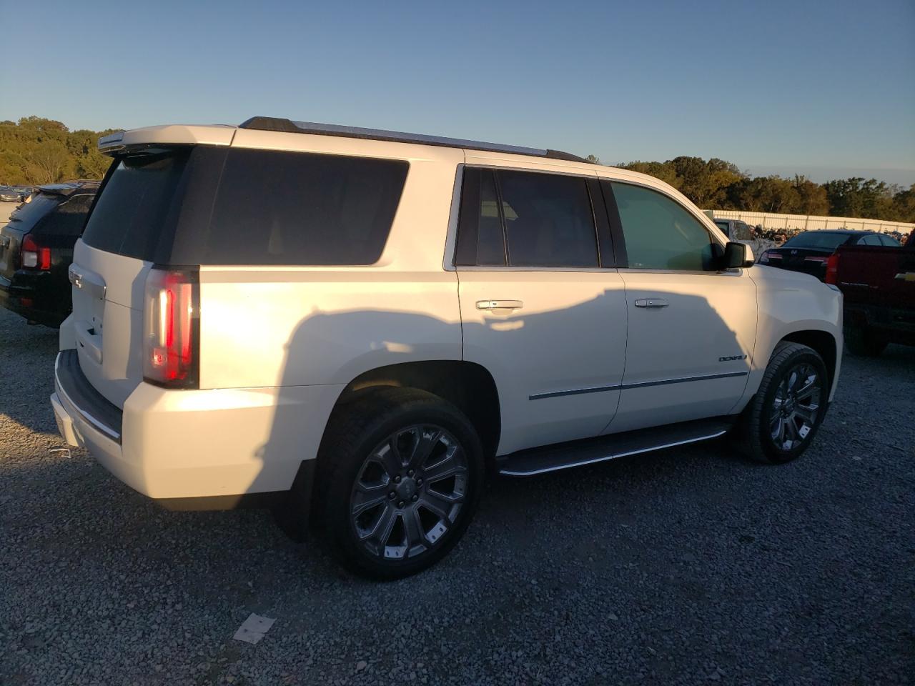 2016 GMC Yukon VIN 1GKS2CKJ7GR392477 Copart auction photo, mechanical damage thumbnail 3