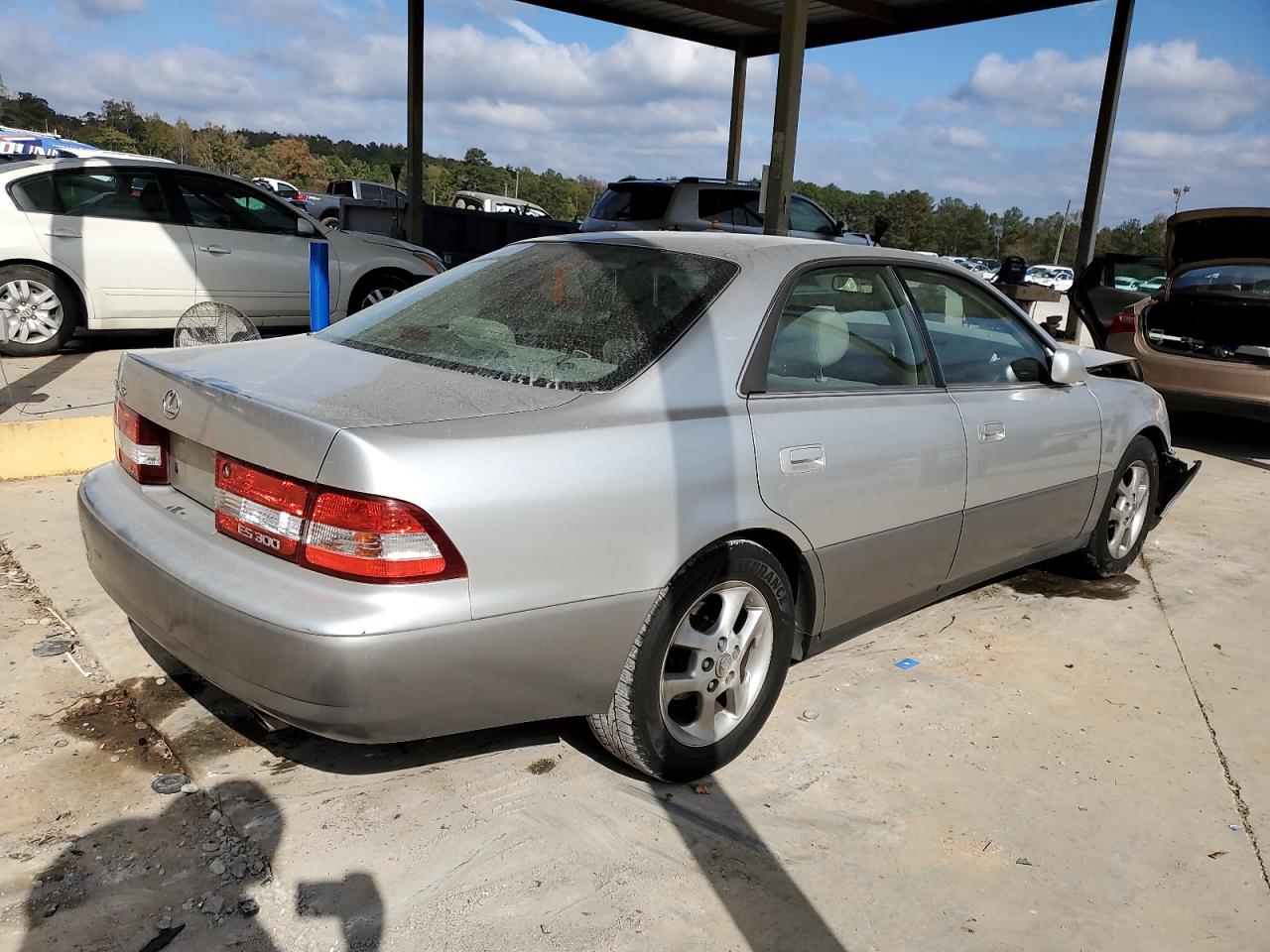 2001 Lexus ES VIN JT8BF28G615109439 Copart auction photo, front end damage thumbnail 3