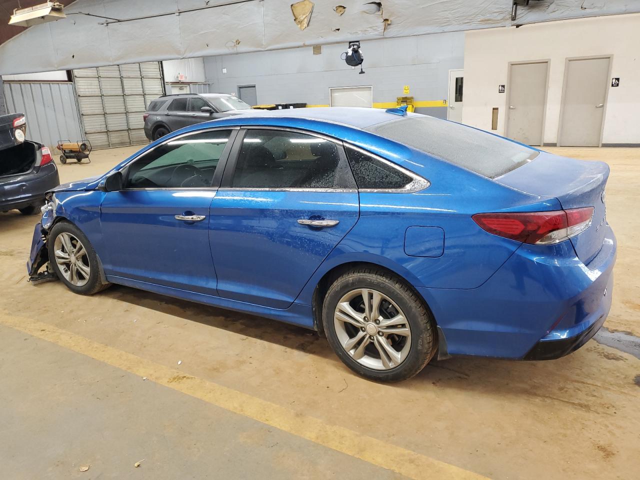 2018 Hyundai Sonata VIN 5NPE34AF4JH612682 Copart auction photo, front end damage thumbnail 2