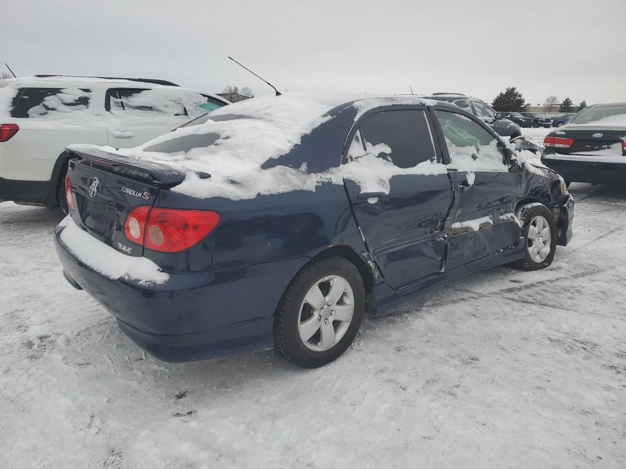 2006 Toyota Corolla VIN 1NXBR32E06Z622328 Copart auction photo, all over damage thumbnail 3