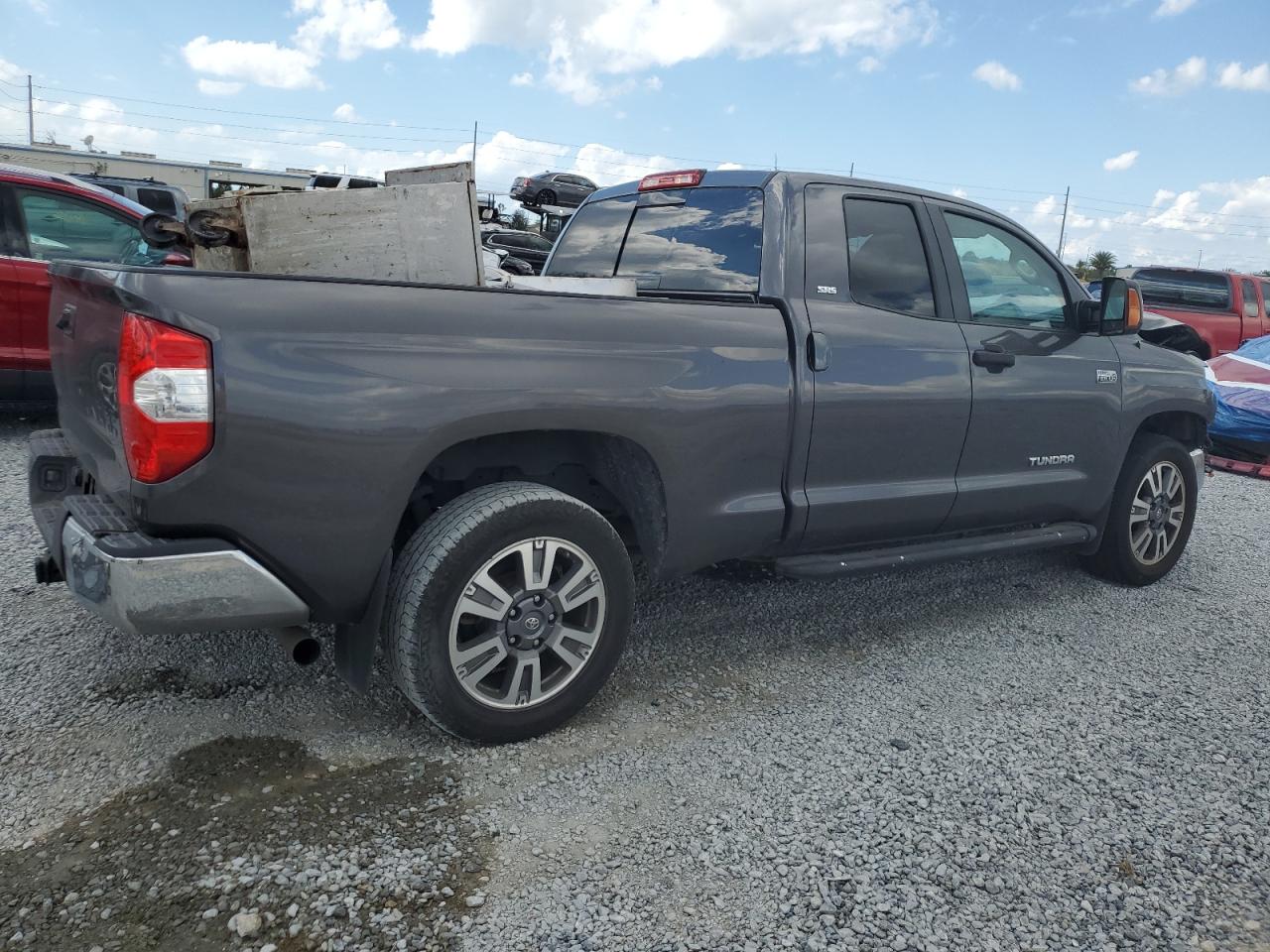 2018 Toyota Tundra VIN 5TFRY5F17JX241625 Copart auction photo, frame damage / front end damage thumbnail 3