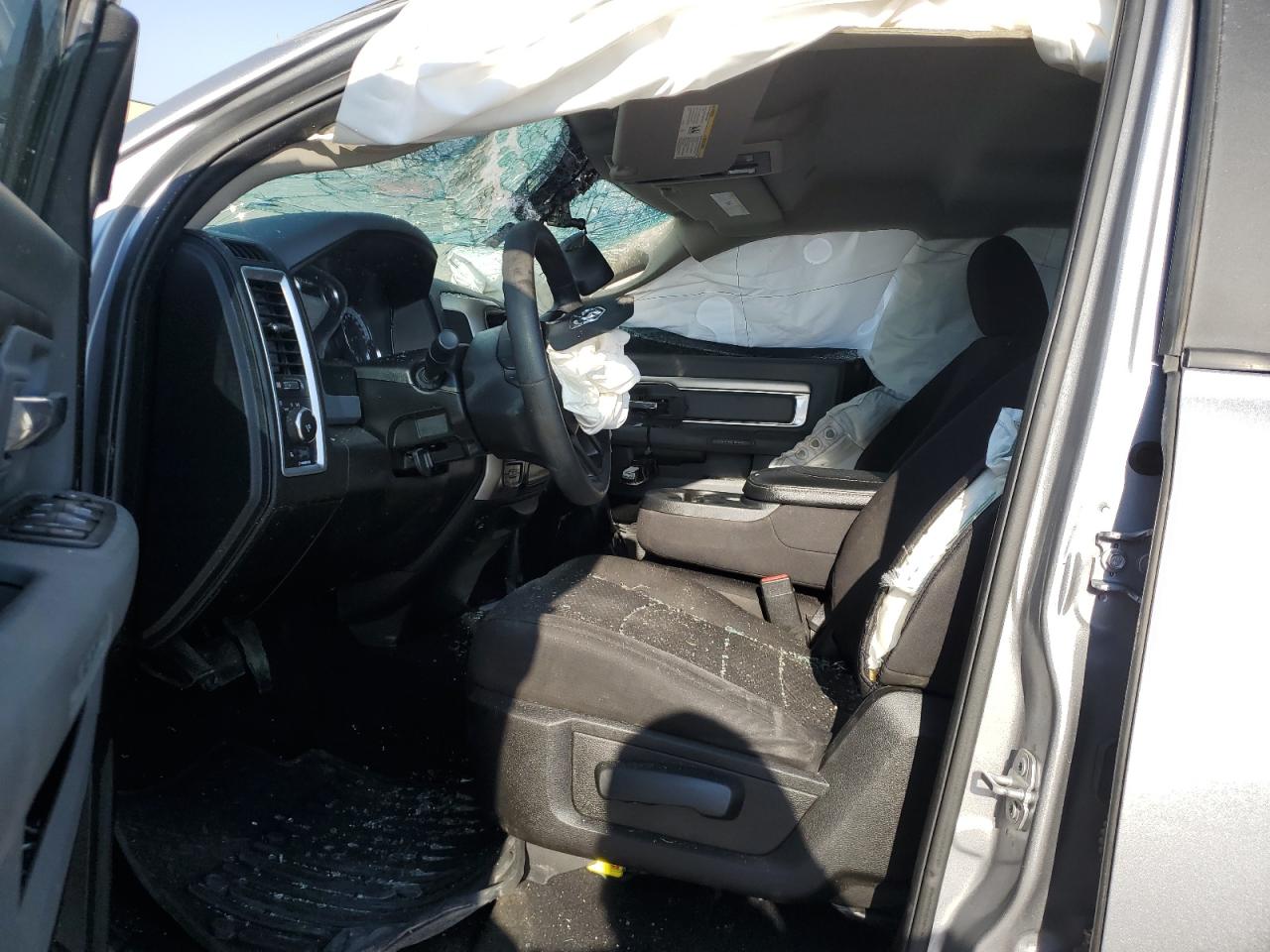 2019 RAM 1500 VIN 1C6RR7GG0KS700429 Copart auction photo, rollover / front end damage thumbnail 7