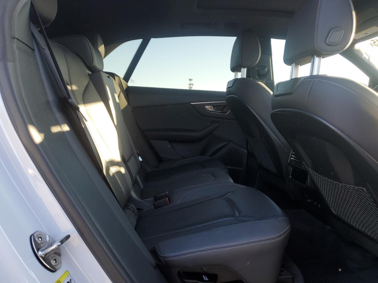 2021 Audi Q8 VIN WA1EVAF17MD020011 Copart auction photo, undercarriage / minor dent/scratches damage thumbnail 11