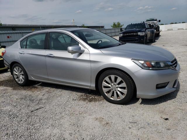 2015 Honda Accord VIN 1HGCR2F89FA125157 Copart auction photo, rear end damage thumbnail 4