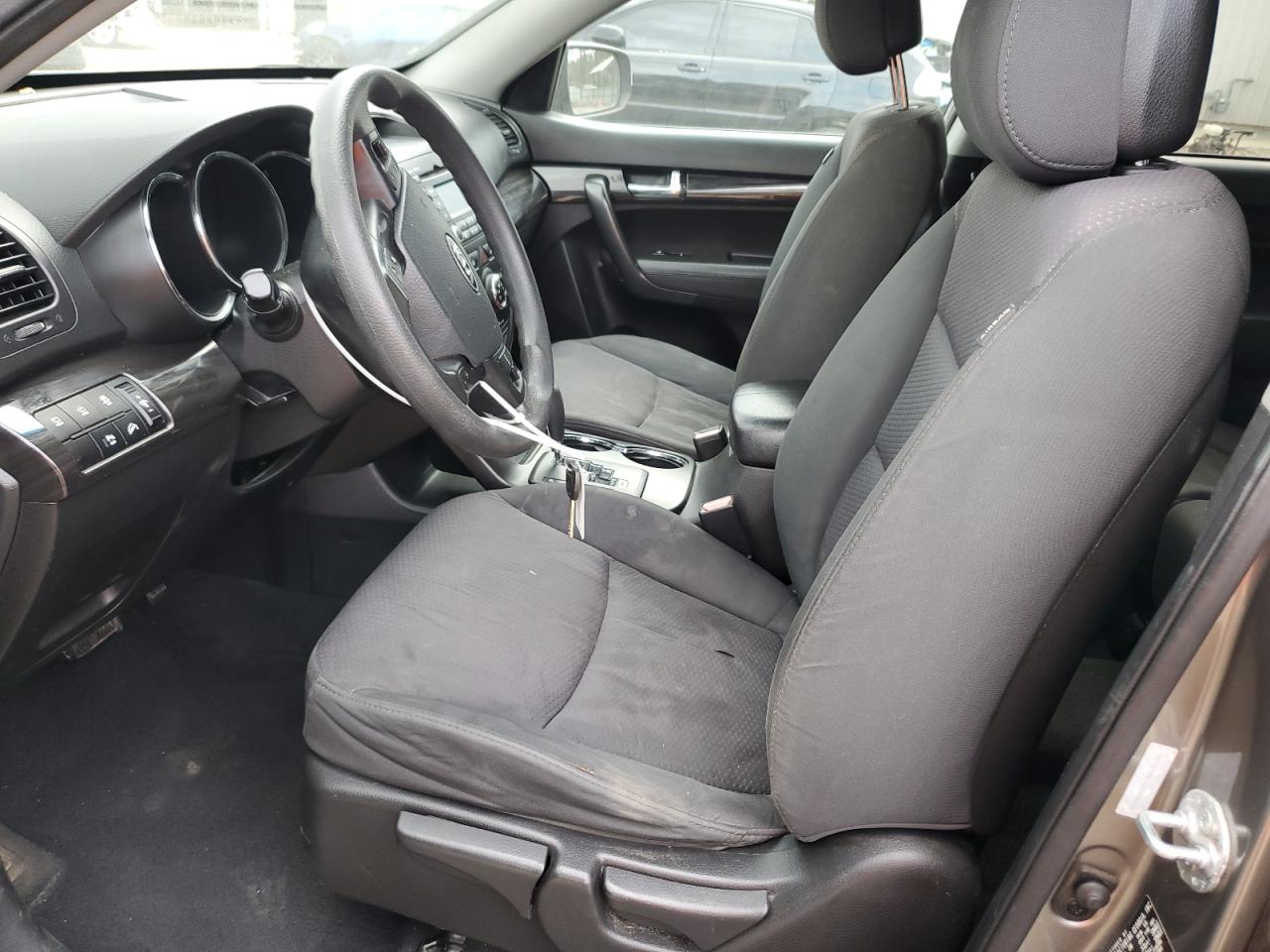 2011 KIA Sorento VIN 5XYKT3A14BG174076 Copart auction photo, front end damage thumbnail 7