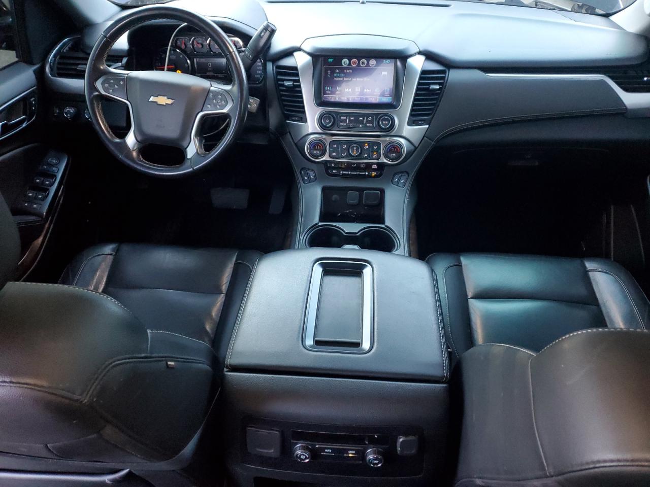 2019 Chevrolet Tahoe VIN 1GNSKBKC3KR308470 Copart auction photo, top/roof / side damage thumbnail 8