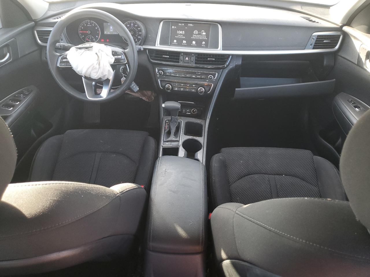 2019 KIA Optima VIN 5XXGT4L38KG341814 Copart auction photo, front end / minor dent/scratches damage thumbnail 8