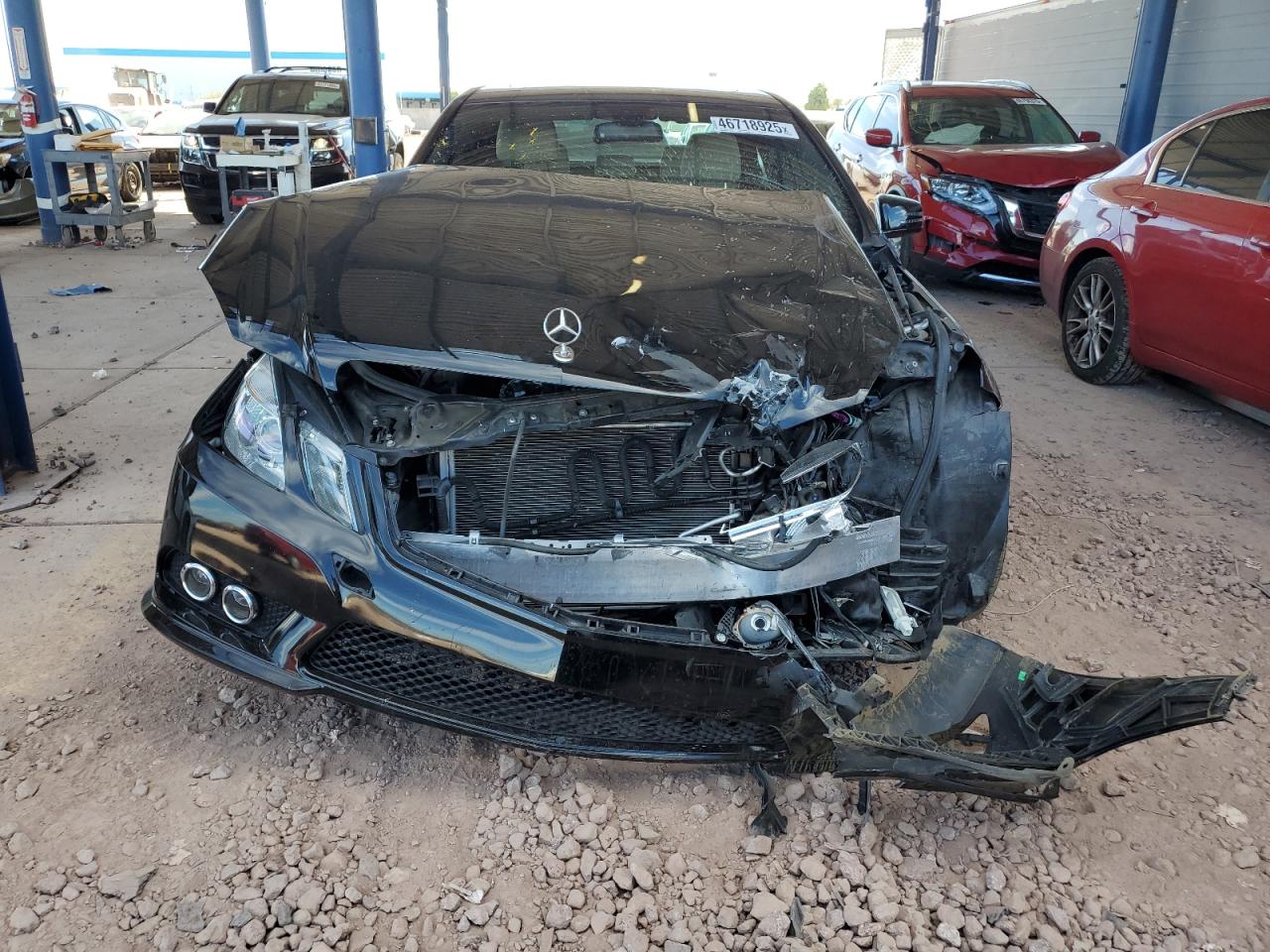 2010 Mercedes-Benz E-klasse VIN WDDHF5GB0AA066121 Copart auction photo, front end / side damage thumbnail 5