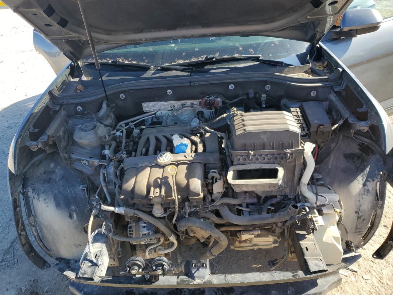 2019 Volkswagen Atlas VIN 1V2WR2CA7KC532135 Copart auction photo, front end / minor dent/scratches damage thumbnail 12