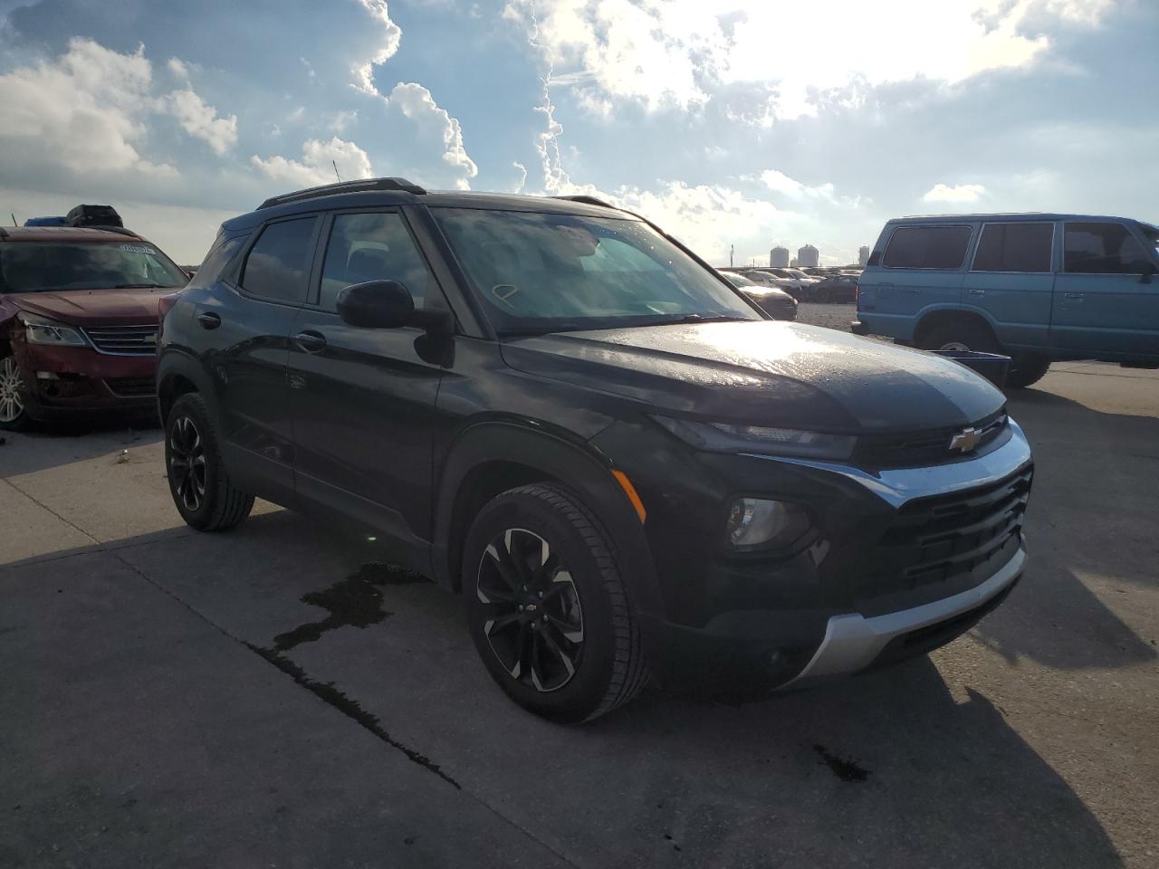 2022 Chevrolet TrailBlazer VIN KL79MPSLXNB081559 Copart auction photo, water/flood damage thumbnail 4