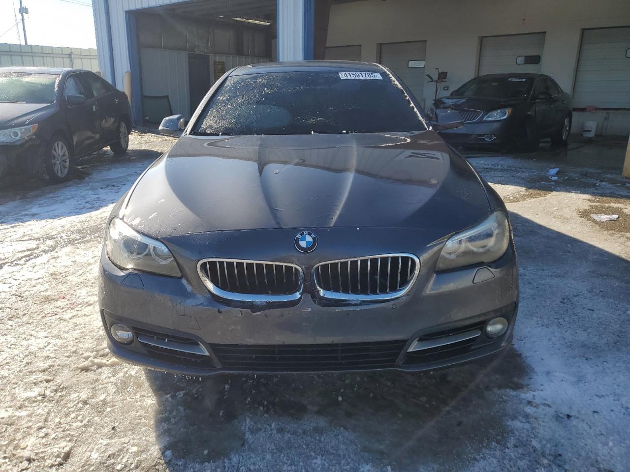 2016 BMW 5er VIN WBA5B3C5XGD549584 Copart auction photo, front end damage thumbnail 5