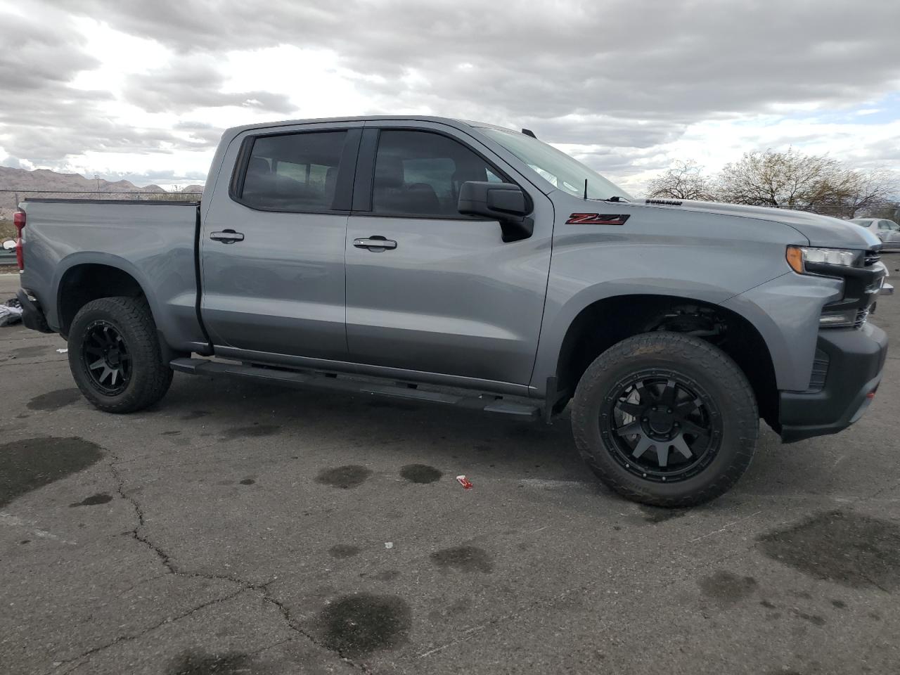 2020 Chevrolet Silverado VIN 3GCUYDET9LG324374 Copart auction photo, rear end damage thumbnail 4