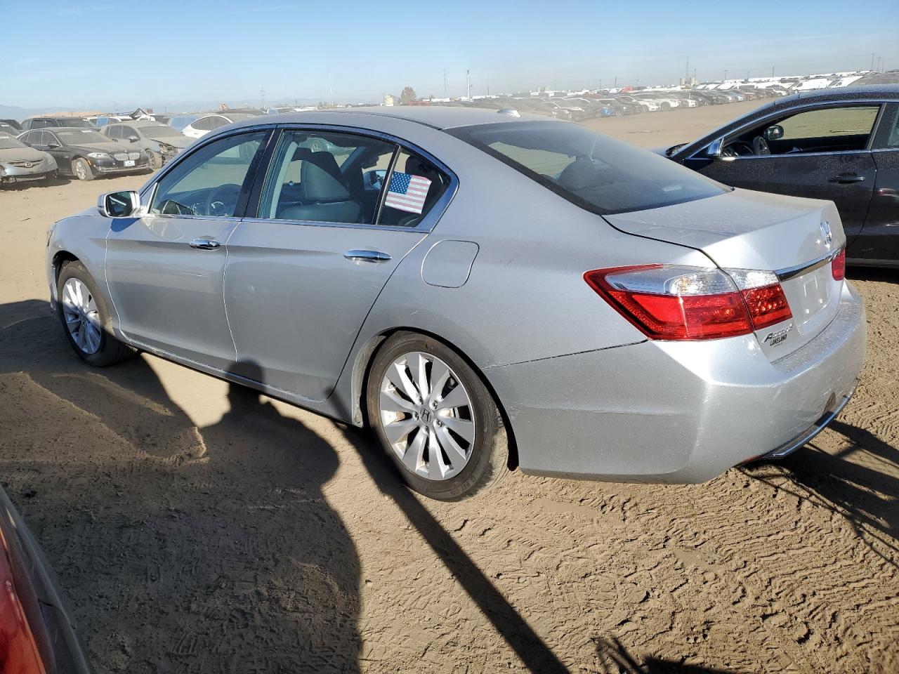 2013 Honda Accord VIN 1HGCR2F8XDA013920 Copart auction photo, side / rear end damage thumbnail 2