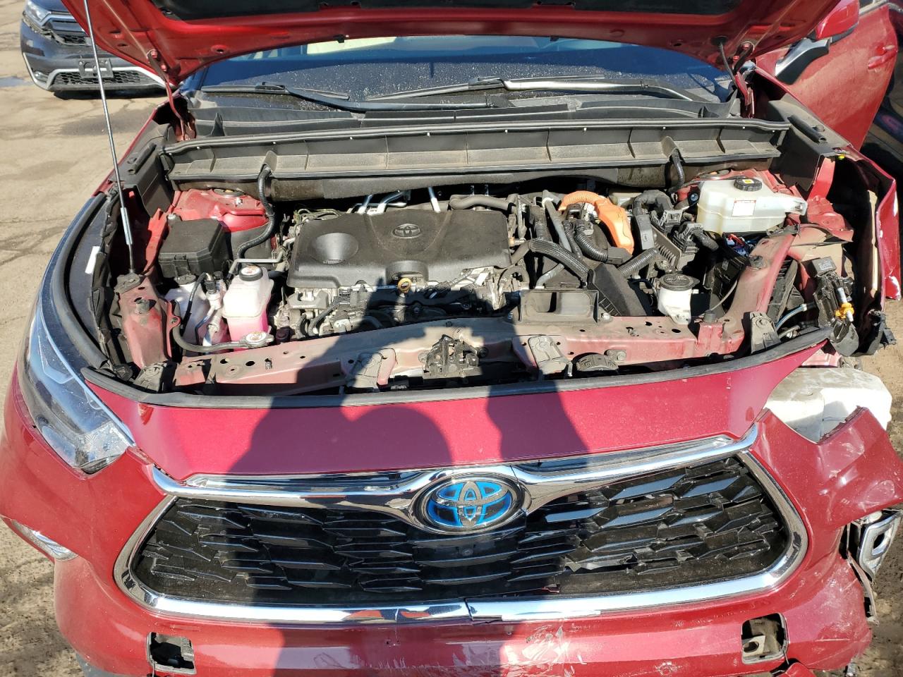 2022 Toyota Highlander VIN 5TDEBRCH1NS074764 Copart auction photo, front end / minor dent/scratches damage thumbnail 12