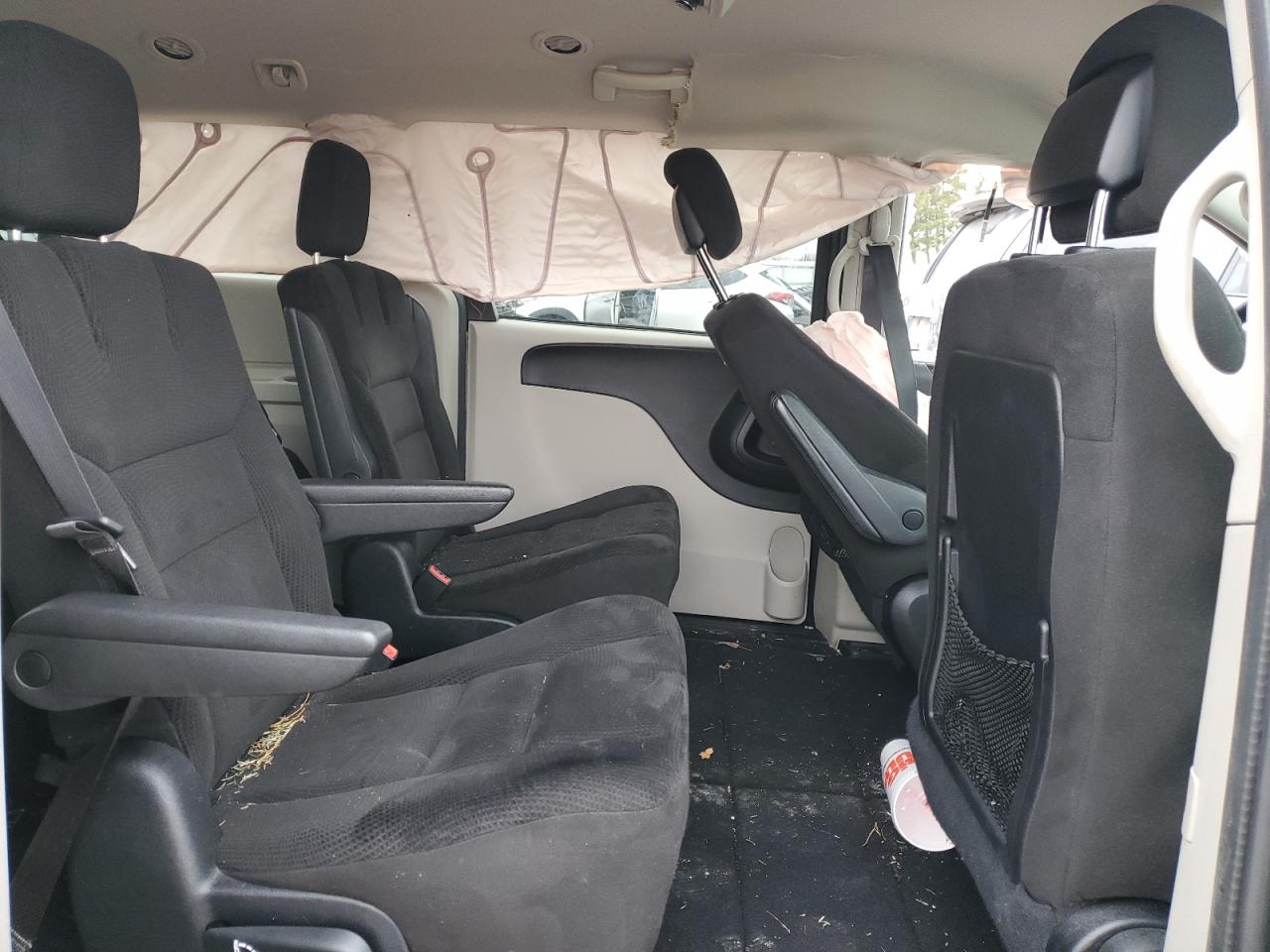 2016 Dodge Caravan VIN 2C4RDGCG3GR319874 Copart auction photo, all over damage thumbnail 11