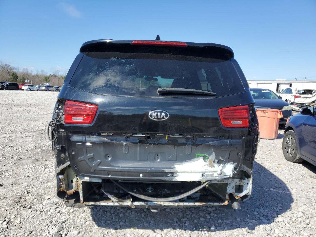 2019 KIA Sedona VIN KNDMB5C15K6557130 Copart auction photo, rear end / side damage thumbnail 6