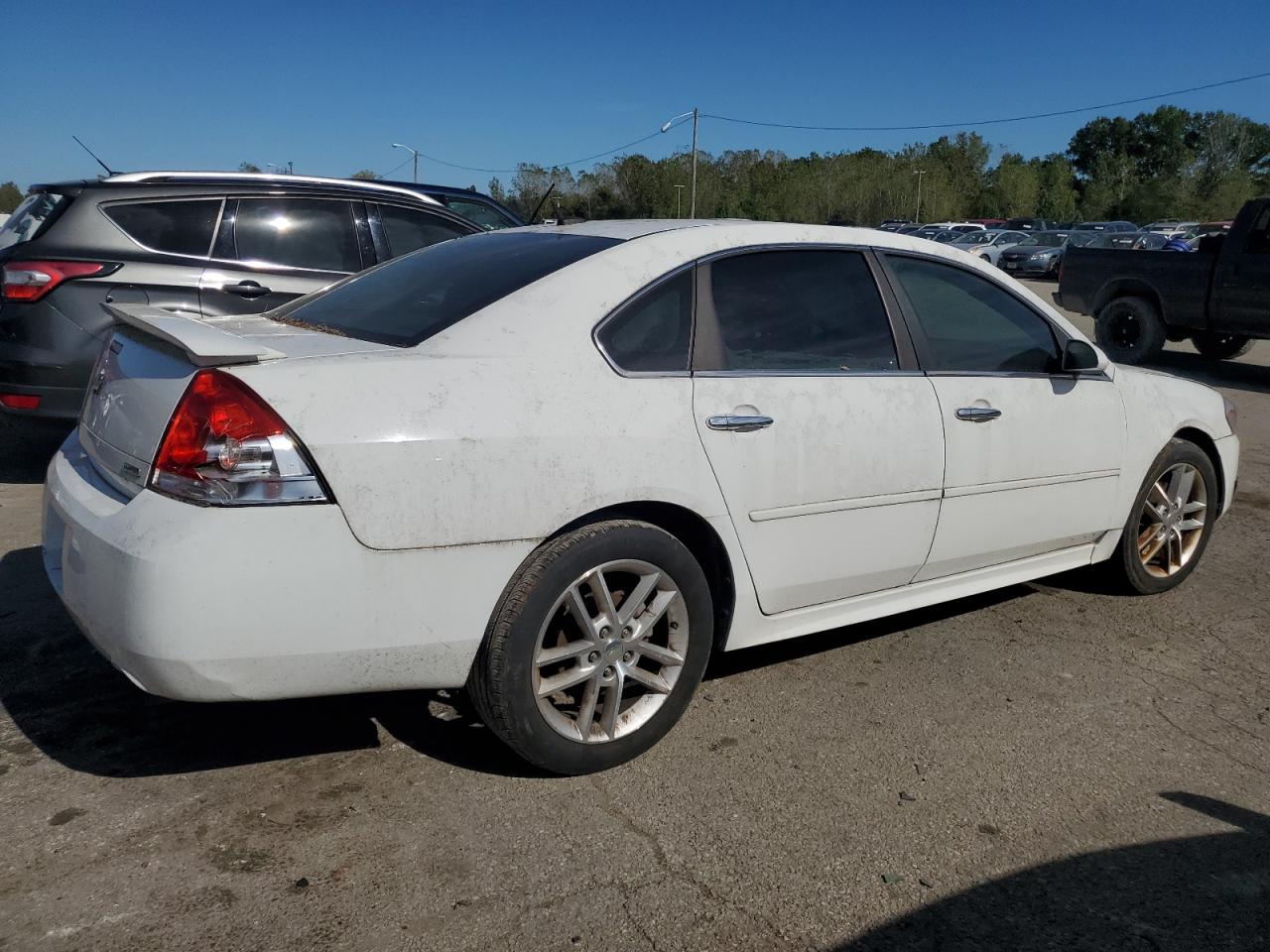 2014 Chevrolet Impala VIN 2G1WC5E36E1106135 Copart auction photo, front end damage thumbnail 3