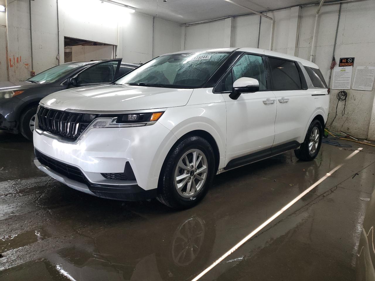 2022 KIA Carnival VIN KNDNB4H39N6123533