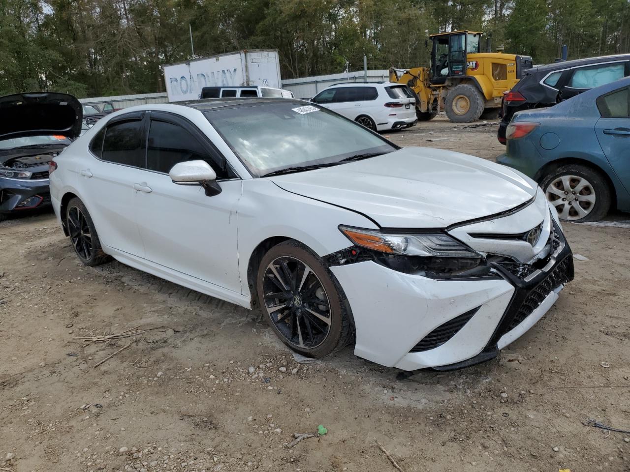 2018 Toyota Camry VIN 4T1B61HK5JU052636 Copart auction photo, front end damage thumbnail 4