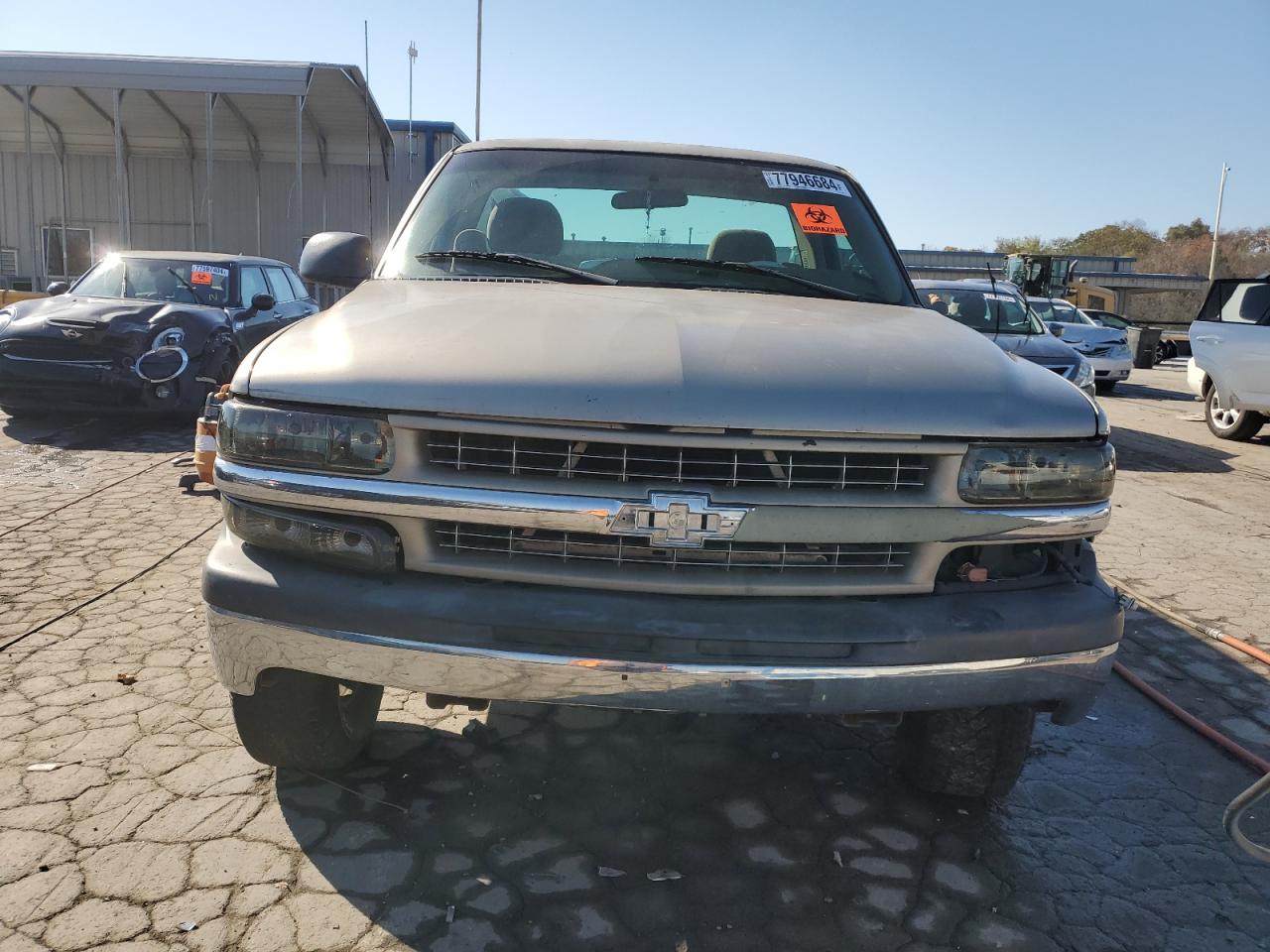2001 Chevrolet Silverado VIN 1GCEC14W61Z327940 Copart auction photo, biohazard/chemical / all over damage thumbnail 5